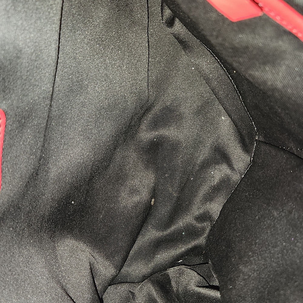 ILI red leather purse - Picture 10 of 11